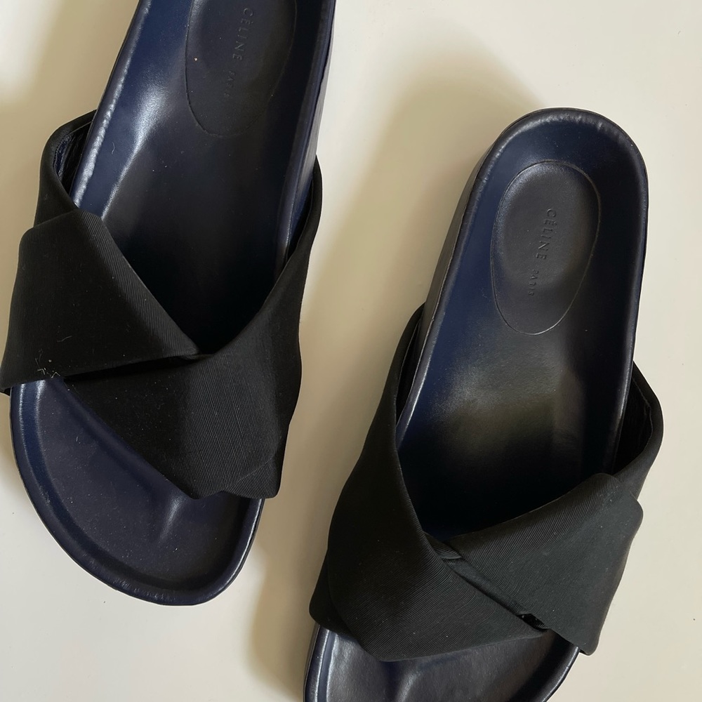 CELINE SLIP ON SANDALS SIZE 40
